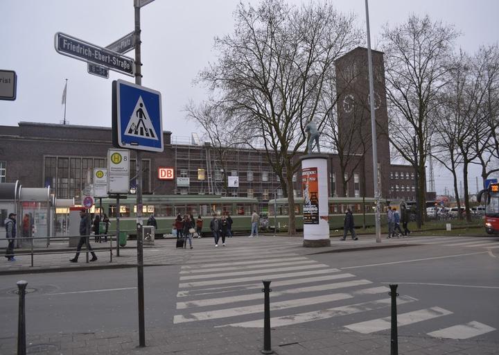 Cafetiero Dusseldorf Hauptbahnhof