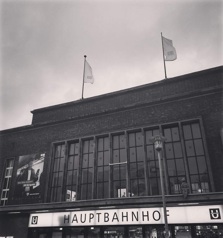 Cafetiero Dusseldorf Hauptbahnhof